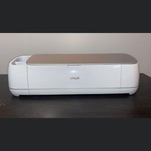 Cricut maker 3 with extra blades, tools, mats and vinyl